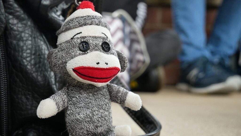 finger monkey pet toy